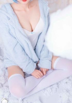 国产水乳套装和日本韩国比较_高清电影完整版