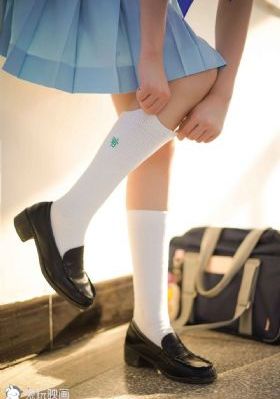 色婷婷夜夜躁狠狠躁麻豆免费_高清完整视频