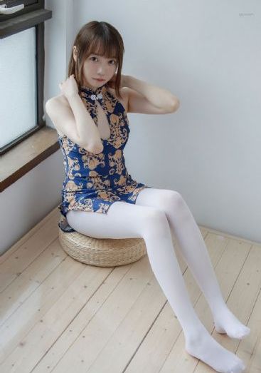 色婷婷综合久久久久中文一区二_电影未删减版