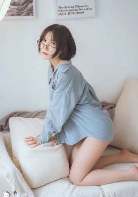 及精品久久久久久中文字幕_高清免费播放
