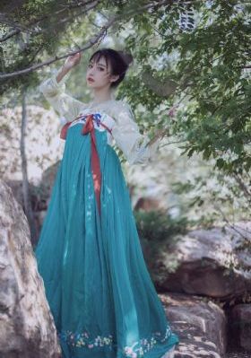天天摸久久精品av_BD英语在线视频播放
