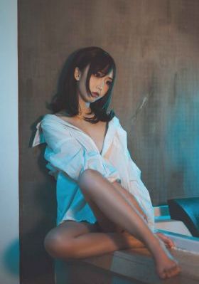女人被狂c躁到高潮免费视频_免费观看高清版